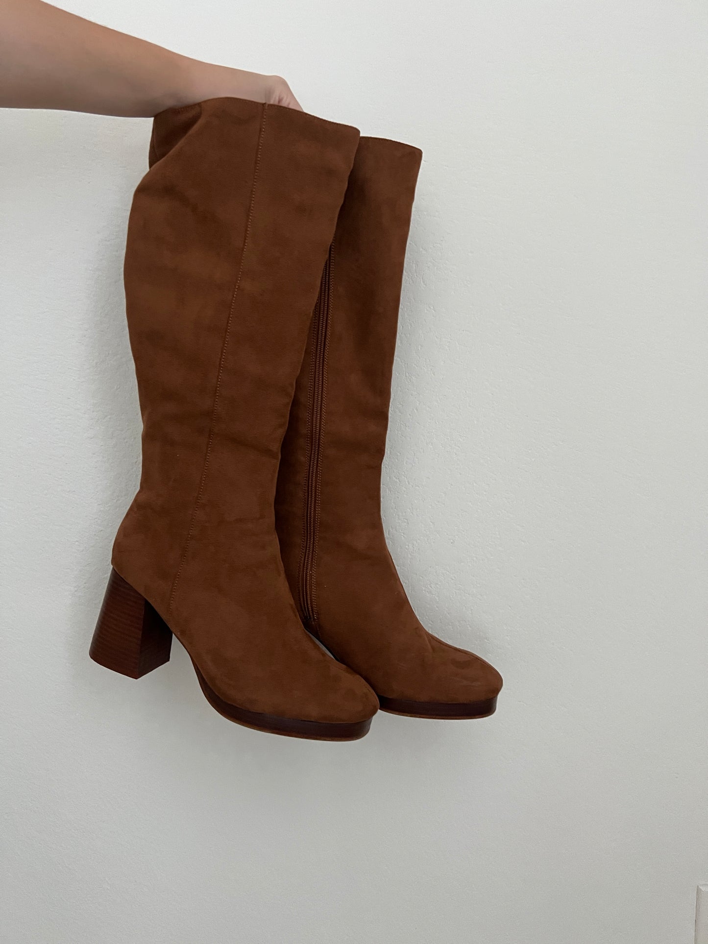 Brown Suede Knee High Boots (8)