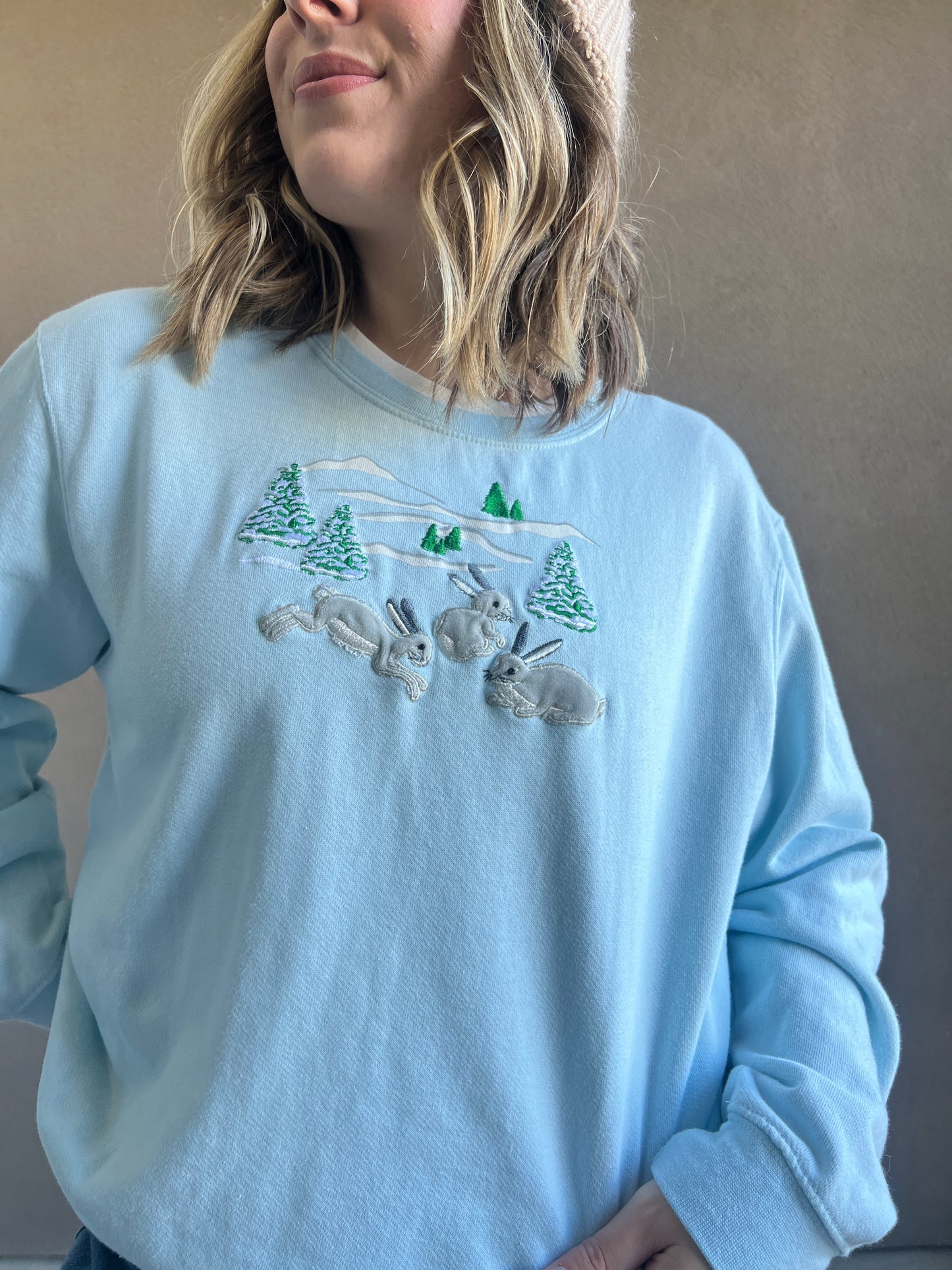 Winter Bunnies Crewneck (L)