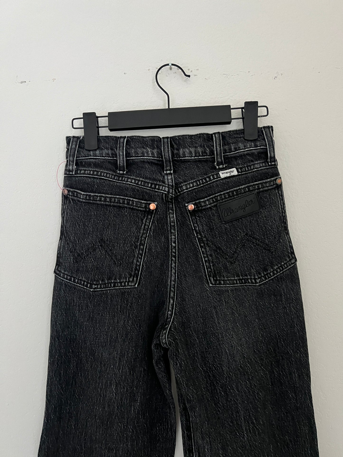 Wanderer Wrangler Jean in Black (26"W)