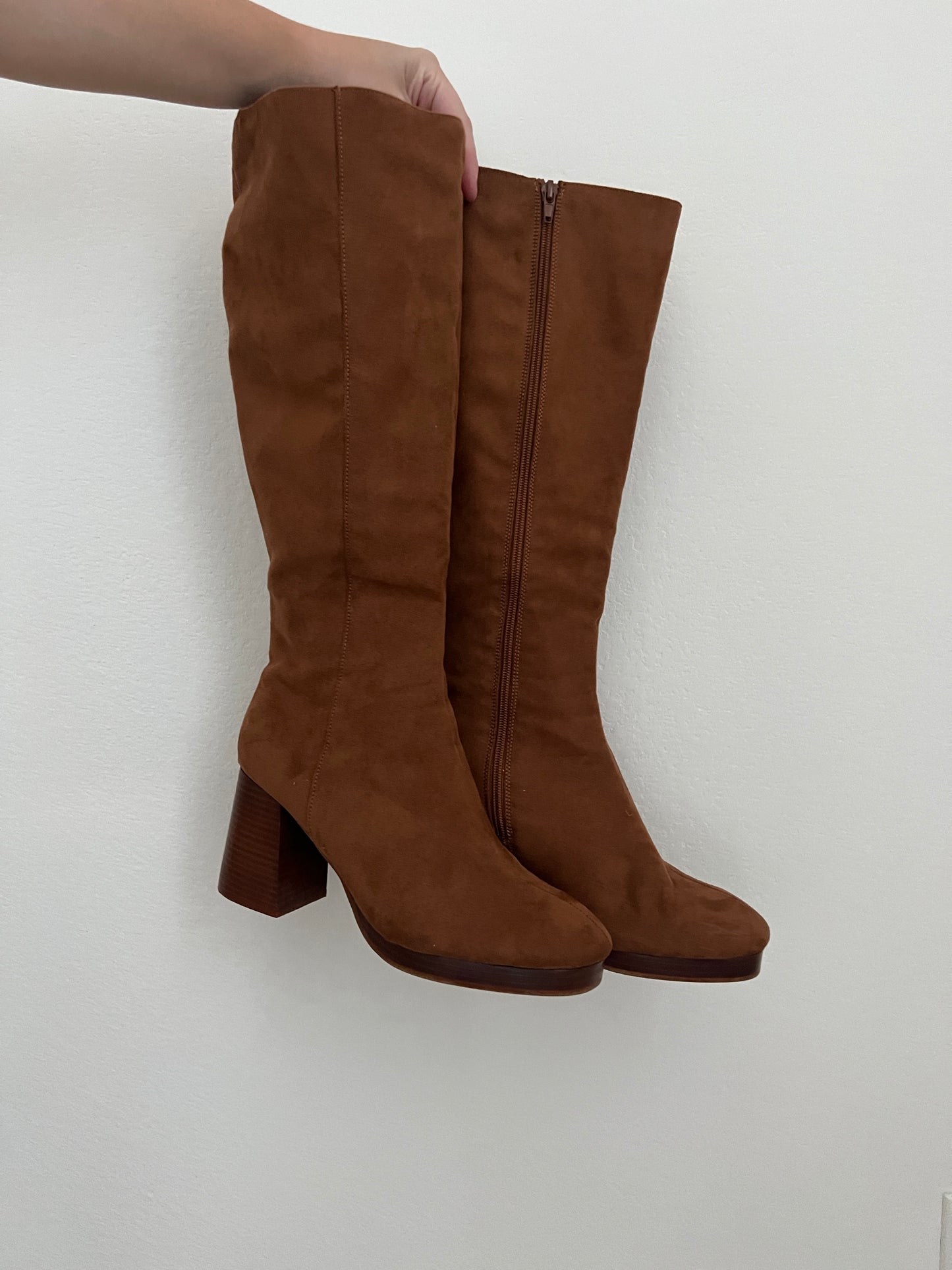 Brown Suede Knee High Boots (8)