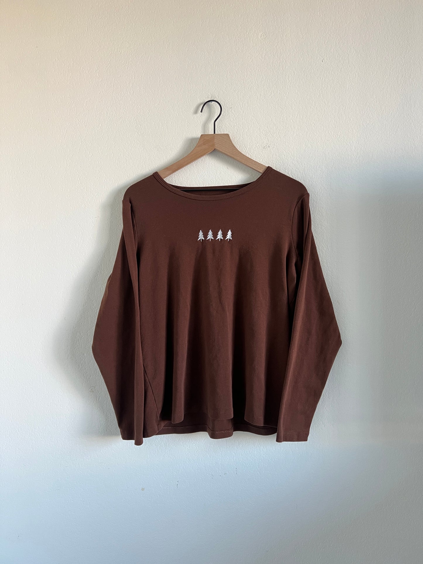 Pine Tree Long Sleeve in Chocolate (XL)