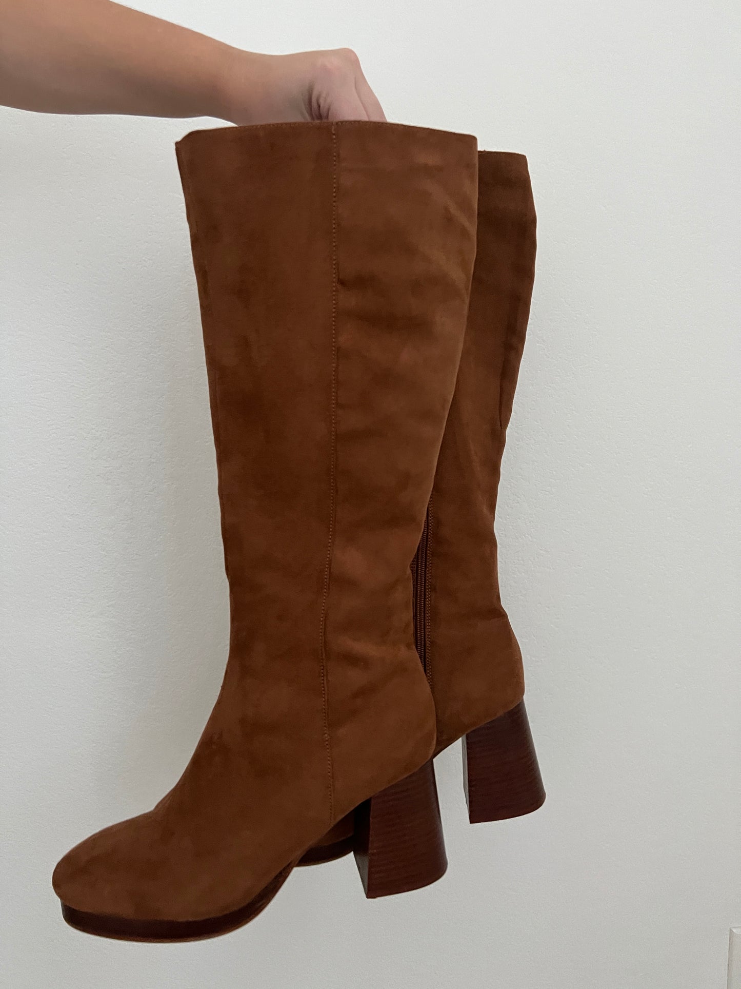 Brown Suede Knee High Boots (8)