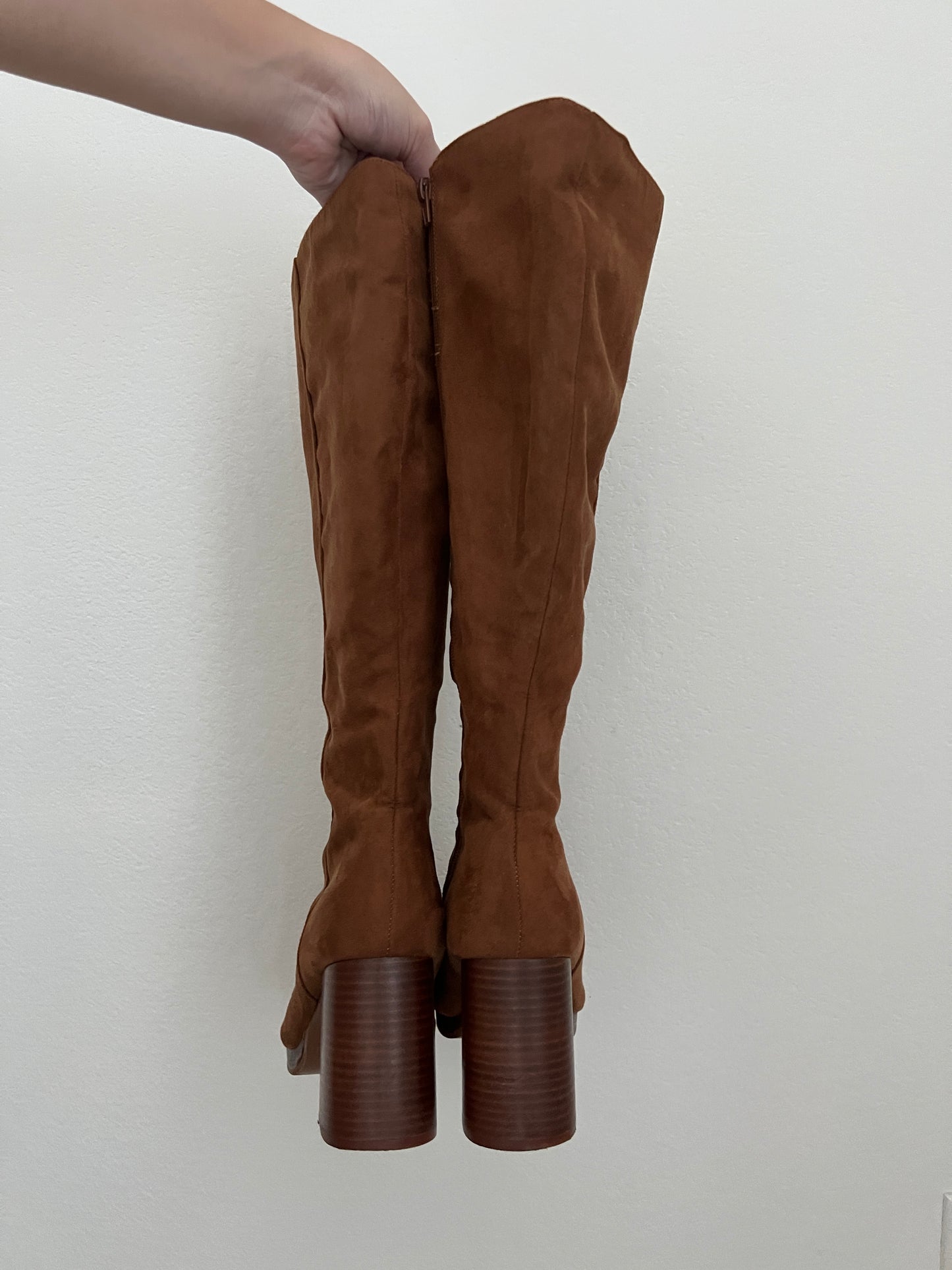 Brown Suede Knee High Boots (8)