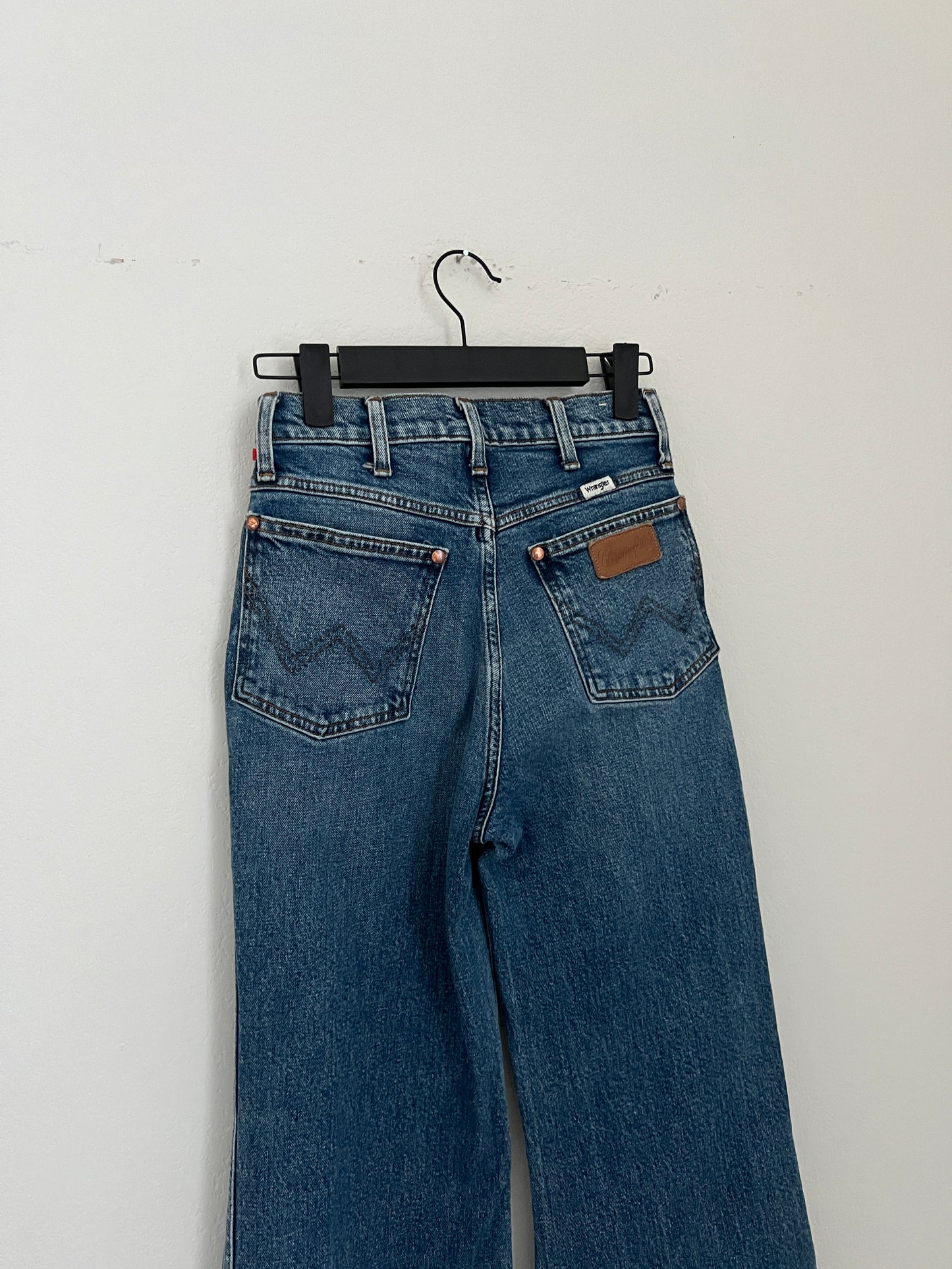 Wanderer Wrangler Jean (24"W)