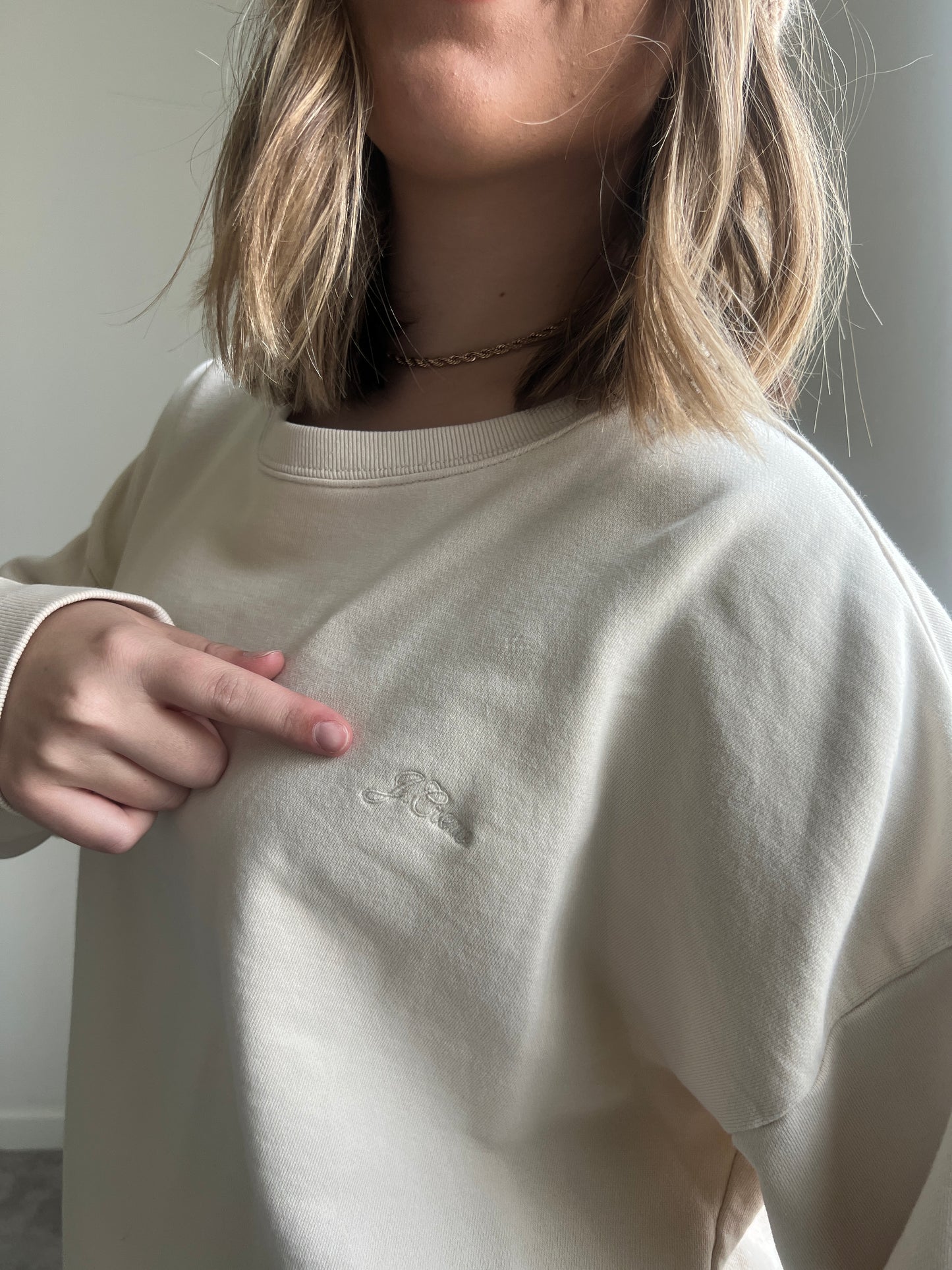 Cream JCrew Crewneck (XL)